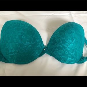 Victoria’s Secret push-up bra